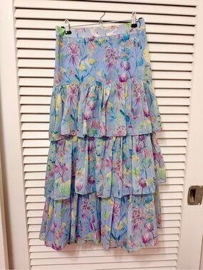 Gorgeous Floral Tiered Midi Skirt